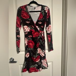Planet Gold floral dress!